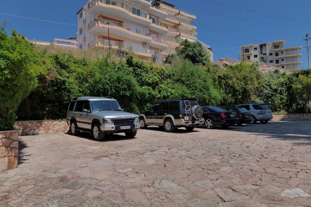 Blue Heaven Hotel Sarandë Eksteriør billede