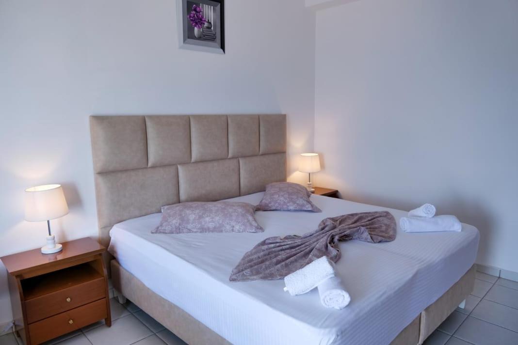 Blue Heaven Hotel Sarandë Eksteriør billede